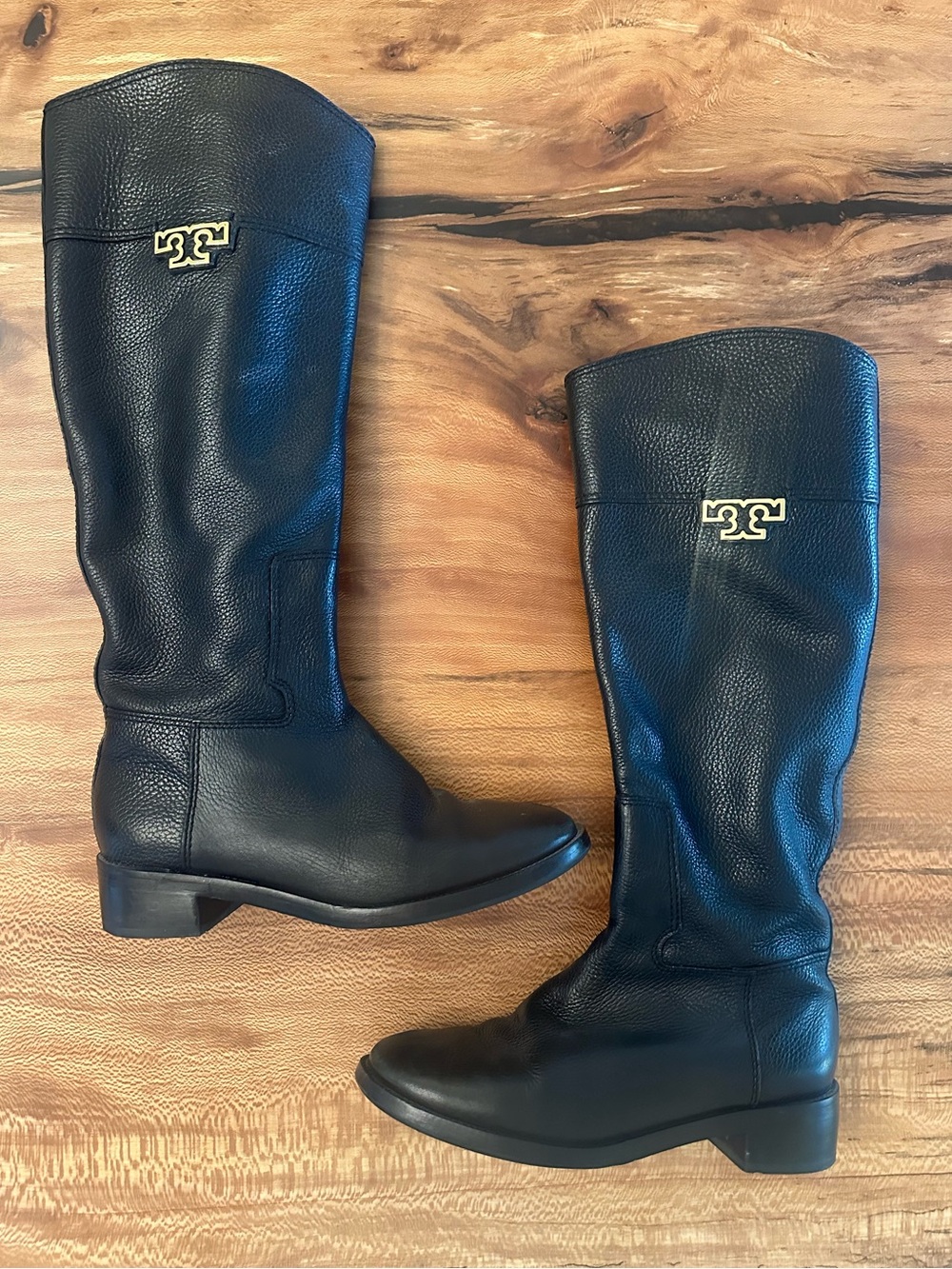 Tory Burch Black Tumbled Leather Joanna Riding Boots | Size: 8M